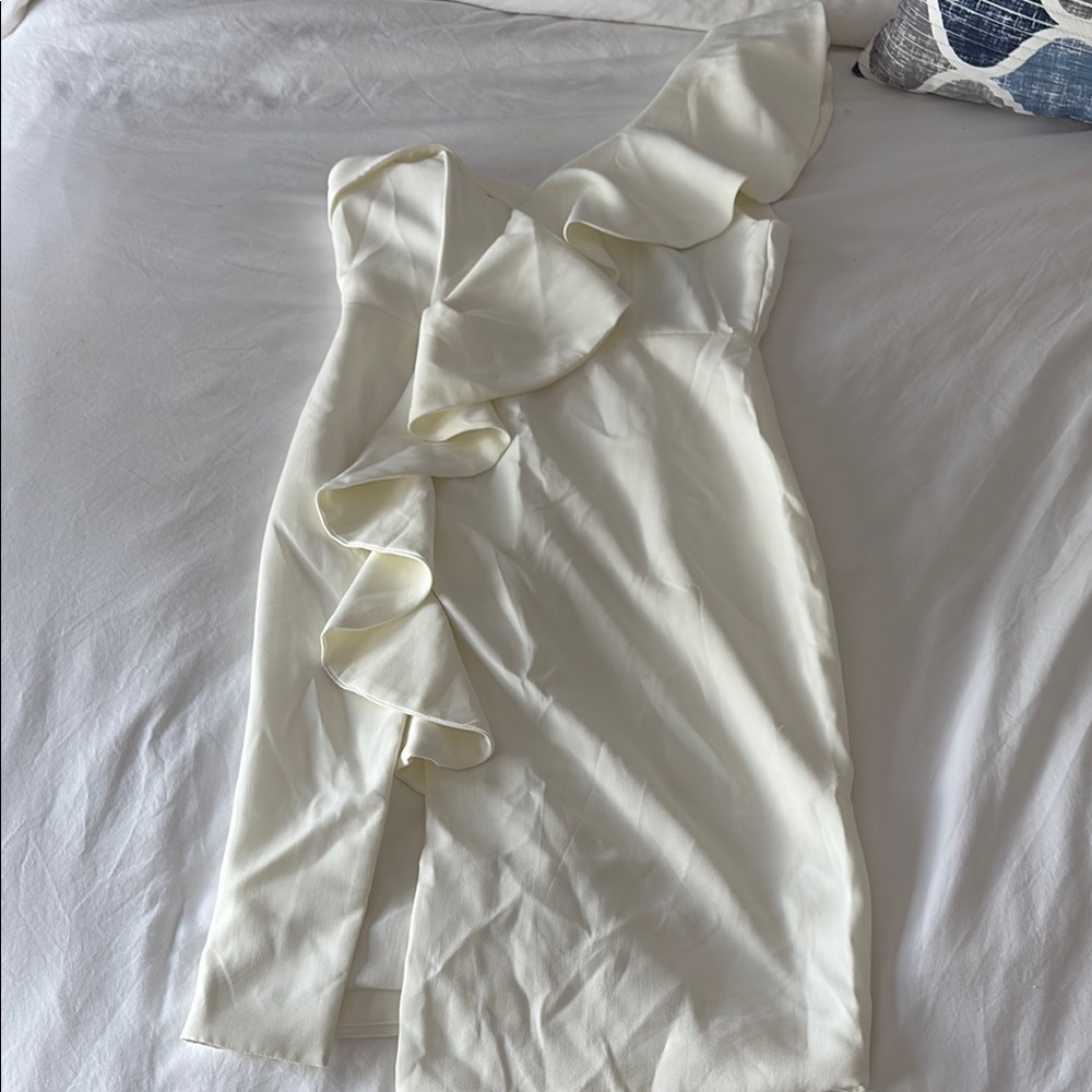 DO+BE Cream One-Shoulder Ruffle Dress